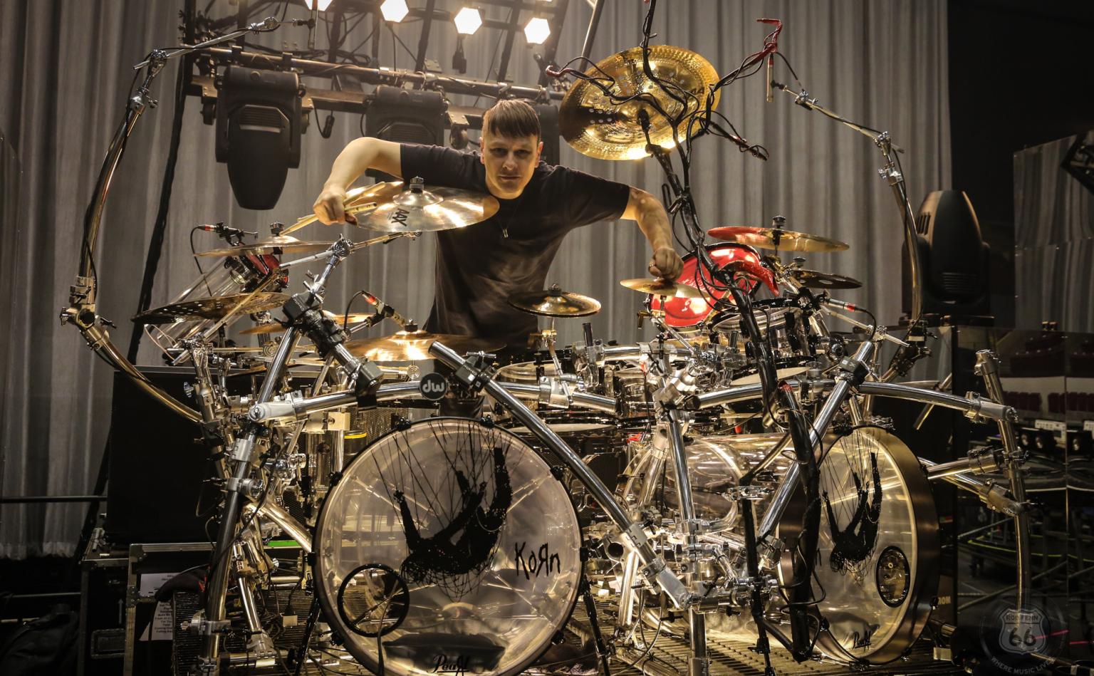 Ray Luzier - Photo: Robb Fenn